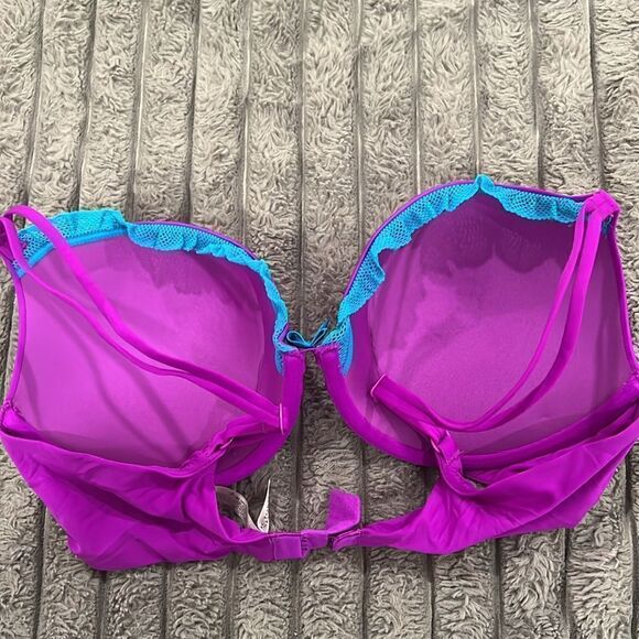 Victoria Secret Push Up Bra Bundle - Picture 9 of 9